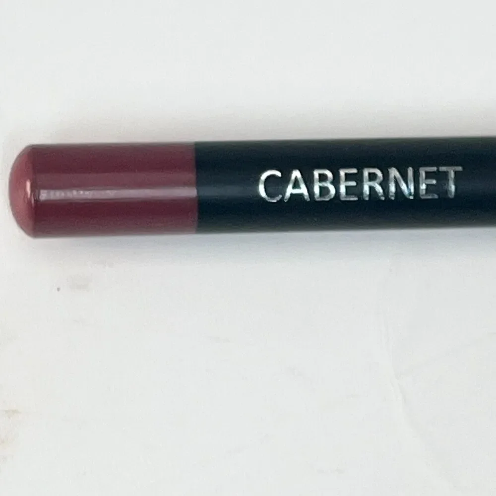 Laritzy Lip Liner Pencil Cabernet Matte Wine/Deep Red .37oz 1g Full Size NIB